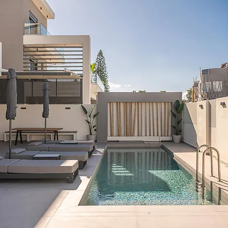 Mossa Concept - Heated Pool Βίλα Δαράτσο