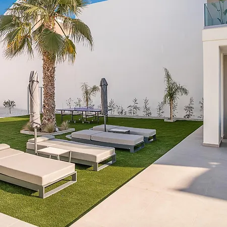 Βίλα Mossa Concept - Heated Pool